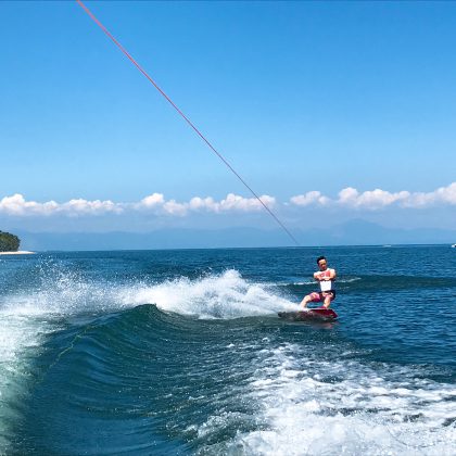 WAKE BOARD